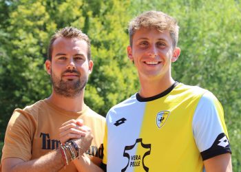 EDOARDO GROSSO È UN NUOVO DIFENSORE GIALLOCELESTE. CRESCIUTO CON I COLORI DI GENOA ED ENTELLA, ARRIVA DAL SESTRI LEVANTE.